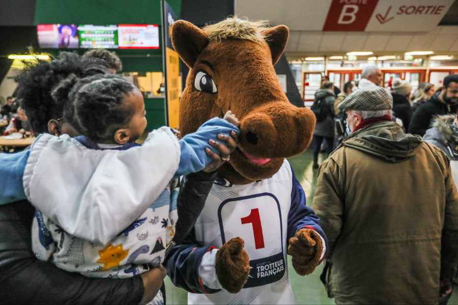 une journée à l'hippodrome de Vincennes